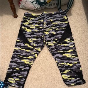 Forever 21 Gray and Black Camouflage Leggings